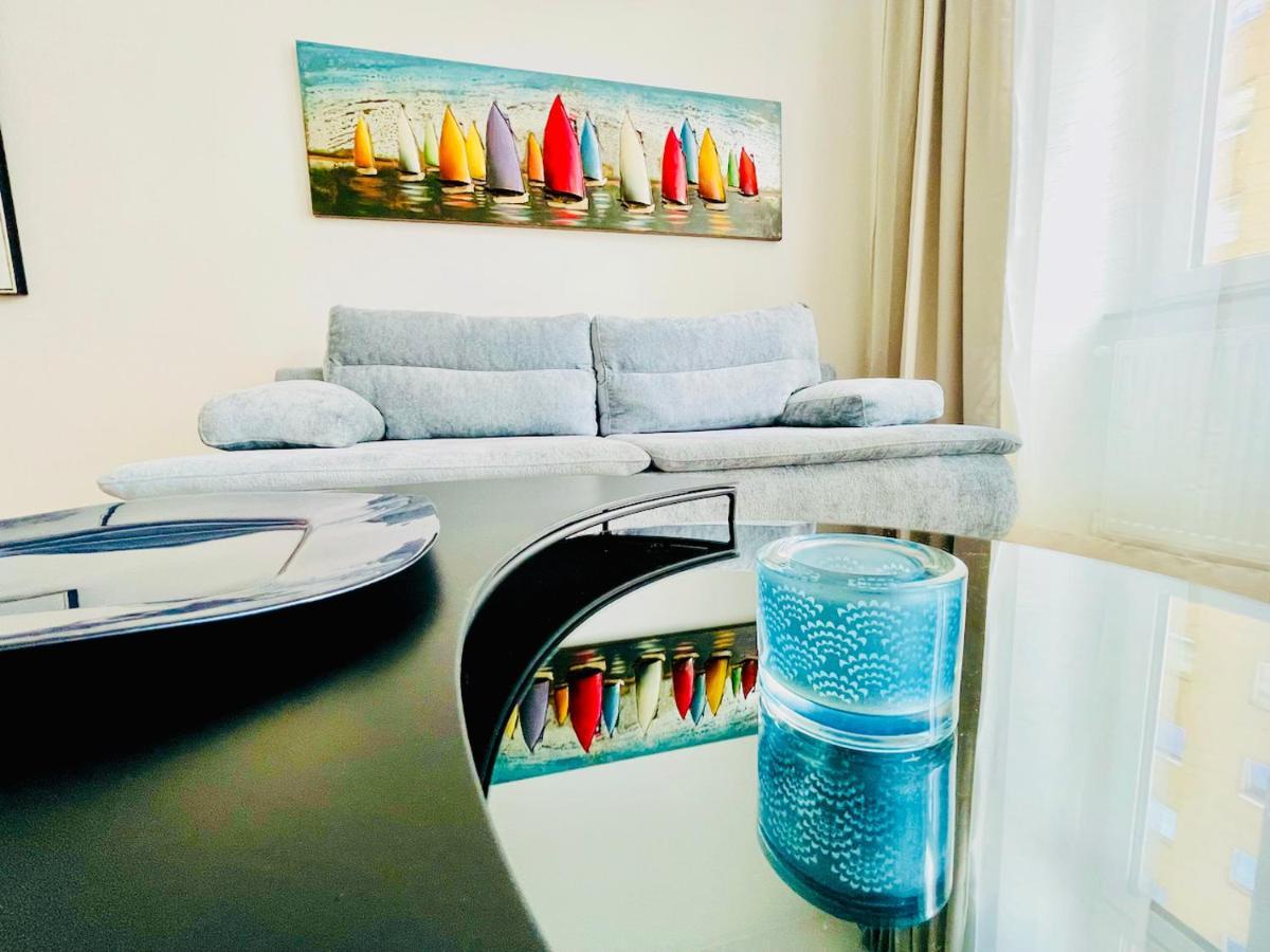 Colorful & Quiet Apartment In Beautiful Viennese Building المظهر الخارجي الصورة