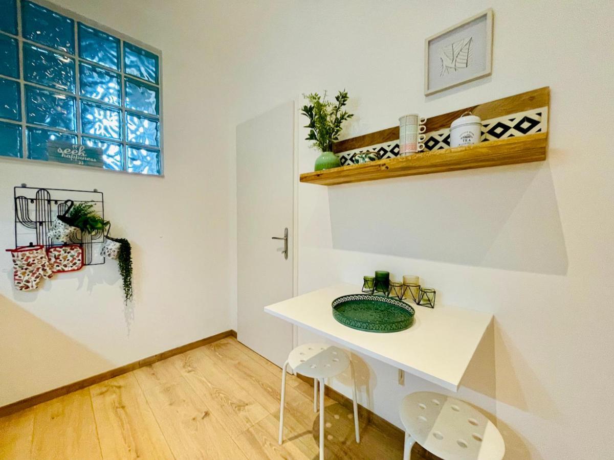 Colorful & Quiet Apartment In Beautiful Viennese Building المظهر الخارجي الصورة
