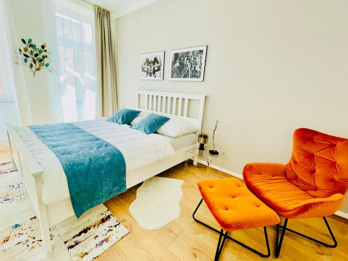 Colorful & Quiet Apartment In Beautiful Viennese Building المظهر الخارجي الصورة