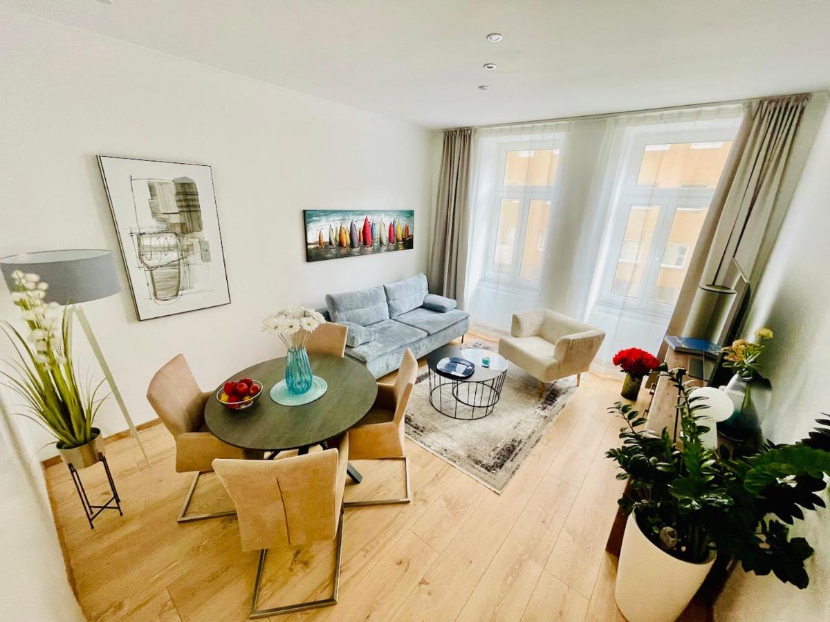 Colorful & Quiet Apartment In Beautiful Viennese Building المظهر الخارجي الصورة